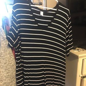 Old Navy luxe tee